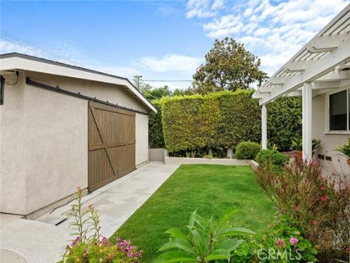 1113 N Raymond Avenue, Fullerton, CA