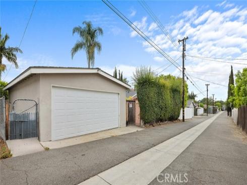 1113 N Raymond   Avenue, Fullerton, CA