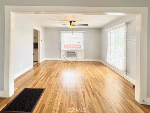 714 E Chapman Avenue, Fullerton, CA