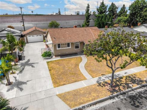 2142 W Houston Avenue, Fullerton, CA
