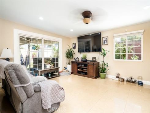 506 W Rosslynn Avenue, Fullerton, CA