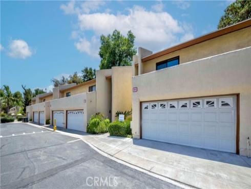 1615 Via Linda 16 , Fullerton, CA