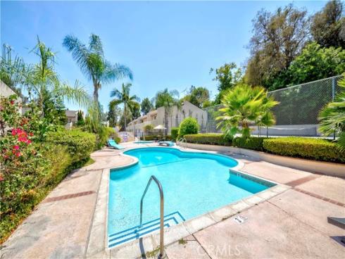 1615 Via Linda 16 , Fullerton, CA