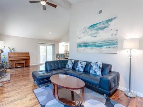 2580 Crown Way, Fullerton, CA