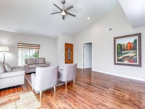 2580 Crown Way, Fullerton, CA