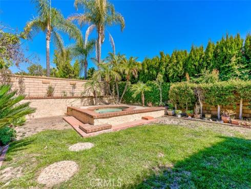 2580 Crown Way, Fullerton, CA