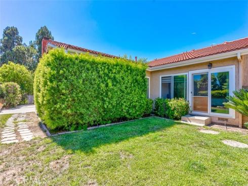 2580 Crown Way, Fullerton, CA