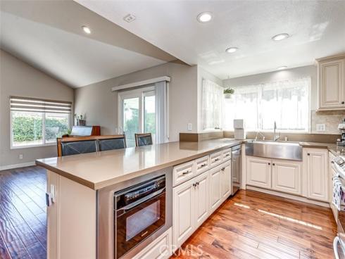 2580 Crown Way, Fullerton, CA