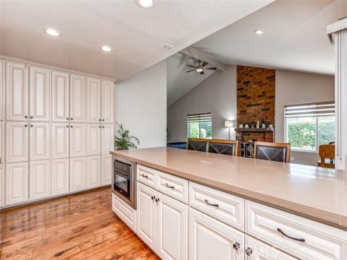 2580 Crown Way, Fullerton, CA