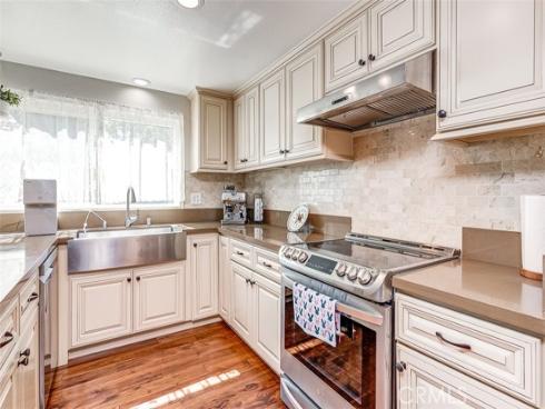 2580 Crown Way, Fullerton, CA