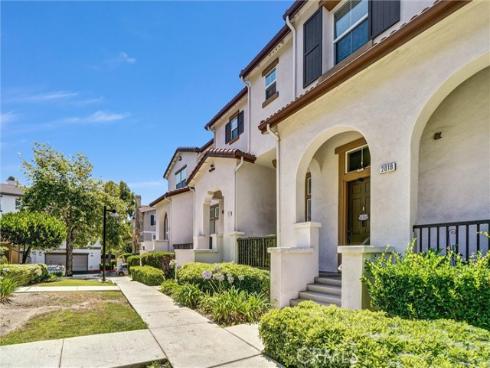 2019 Arnold Way, Fullerton, CA