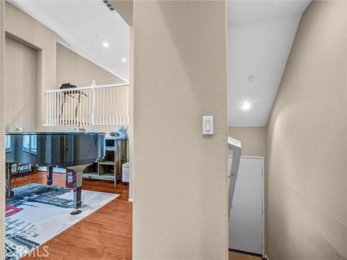 2019 Arnold Way, Fullerton, CA