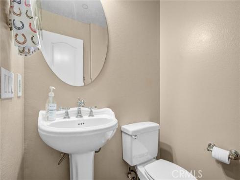 2019 Arnold Way, Fullerton, CA