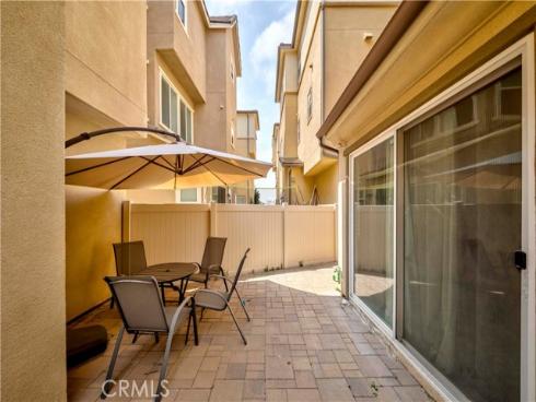 1122 Gardiner Lane, Fullerton, CA