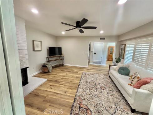 1521 S Pomona  A23  Avenue, Fullerton, CA