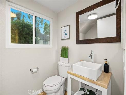 1696 Shady Brook 14 Drive, Fullerton, CA