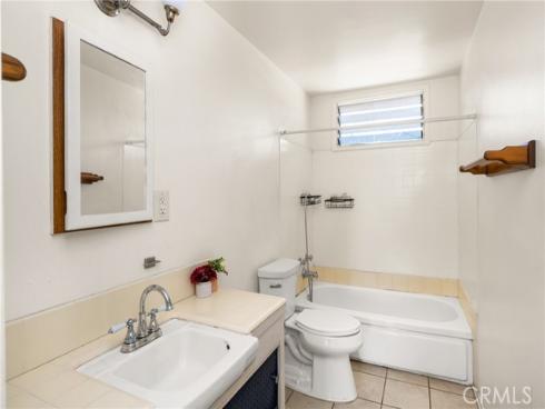 473 West Roberta Avenue , Fullerton, CA