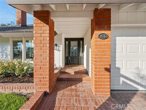 916 N Malden Avenue, Fullerton, CA