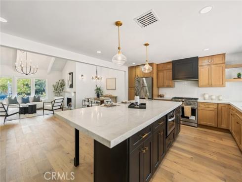 916 N Malden Avenue, Fullerton, CA