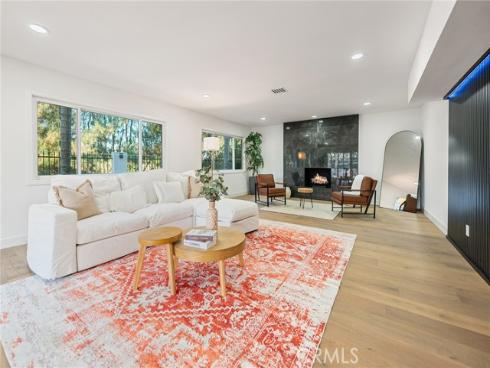 916 N Malden Avenue, Fullerton, CA