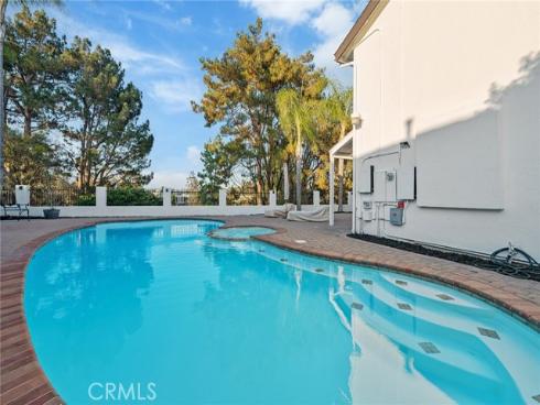 916 N Malden Avenue, Fullerton, CA