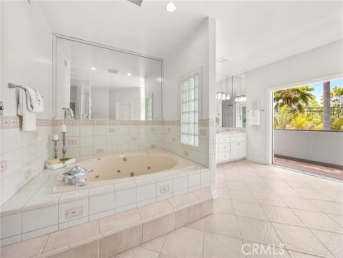 417 W Las Palmas Drive, Fullerton, CA