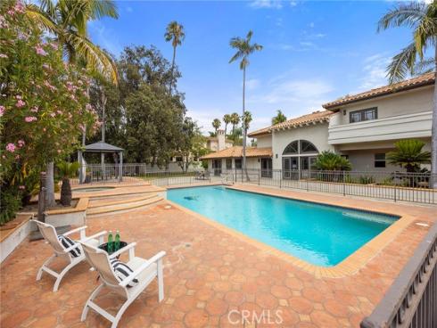 417 W Las Palmas Drive, Fullerton, CA