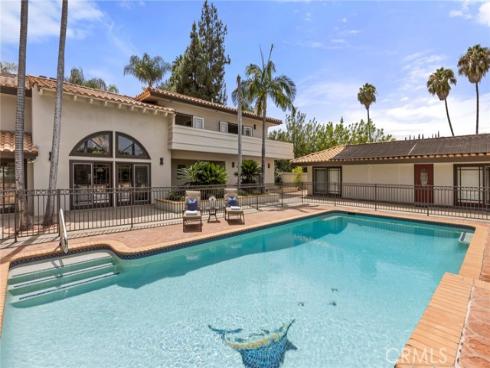417 W Las Palmas Drive, Fullerton, CA