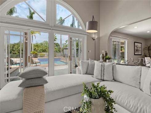 417 W Las Palmas Drive, Fullerton, CA