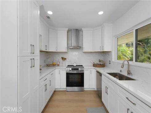 1219 N Raymond   Avenue, Fullerton, CA