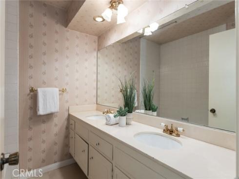 3241 La Travesia Drive, Fullerton, CA