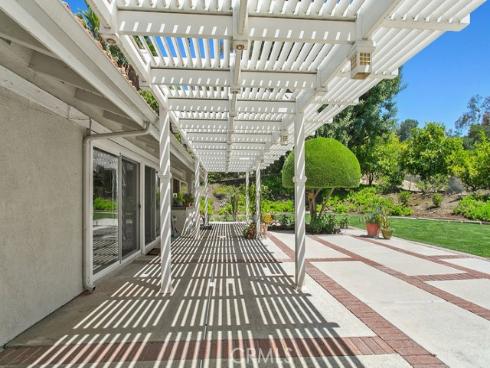 2128 Smokewood Avenue, Fullerton, CA