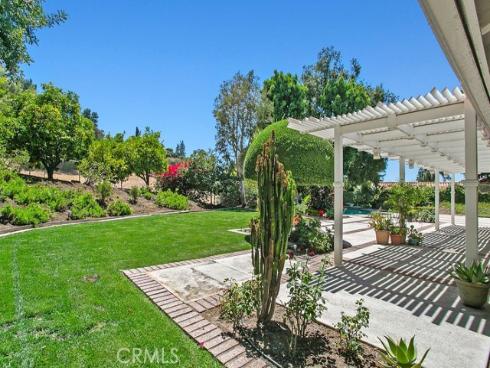 2128 Smokewood Avenue, Fullerton, CA