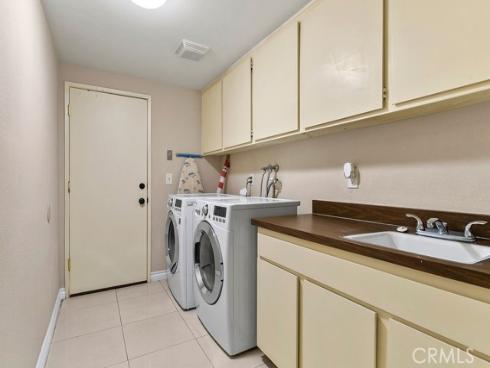 2128 Smokewood Avenue, Fullerton, CA