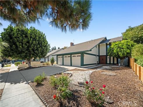 2215 Old Creek Lane, Fullerton, CA