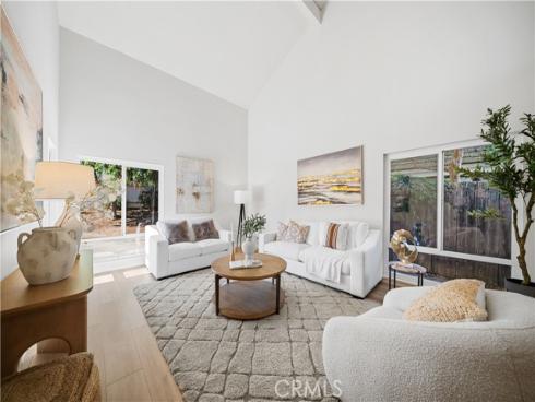 2215 Old Creek Lane, Fullerton, CA