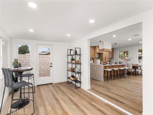 2124 W Flower Avenue, Fullerton, CA