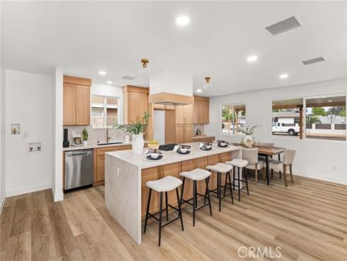 2124 W Flower Avenue, Fullerton, CA