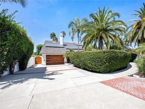 755 E Sunny Hills Rd , Fullerton, CA