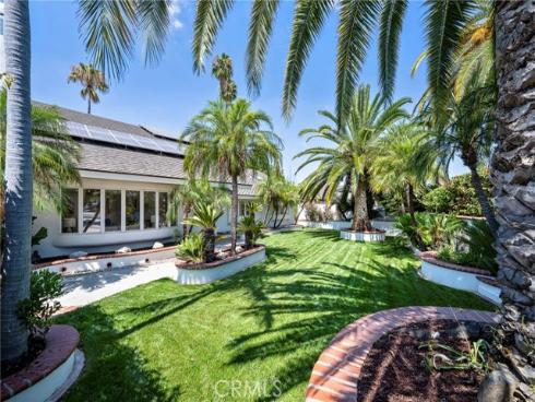 755 E Sunny Hills Rd , Fullerton, CA