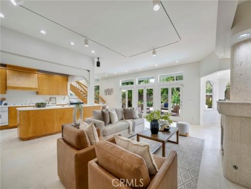 755 E Sunny Hills Rd , Fullerton, CA