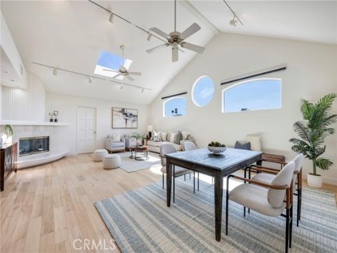 755 E Sunny Hills Rd , Fullerton, CA