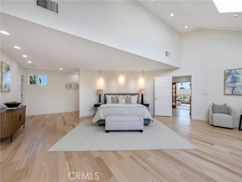 755 E Sunny Hills Rd , Fullerton, CA