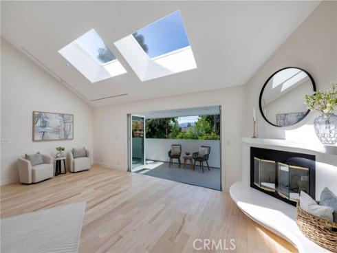 755 E Sunny Hills Rd , Fullerton, CA