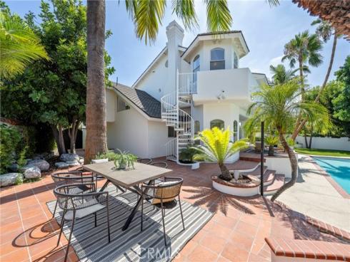 755 E Sunny Hills Rd , Fullerton, CA