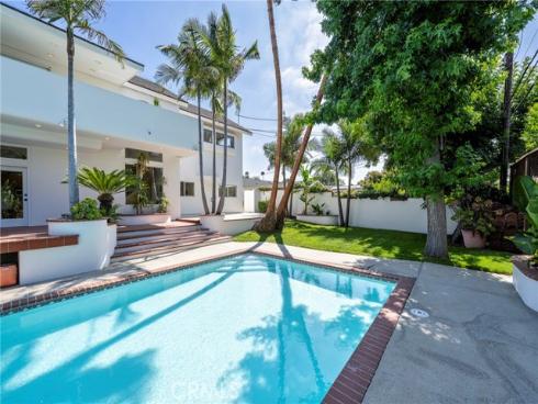 755 E Sunny Hills Rd , Fullerton, CA