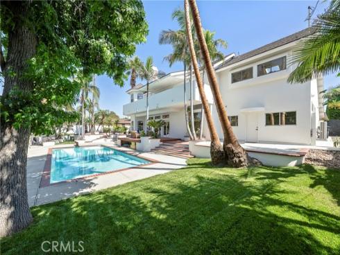 755 E Sunny Hills Rd , Fullerton, CA