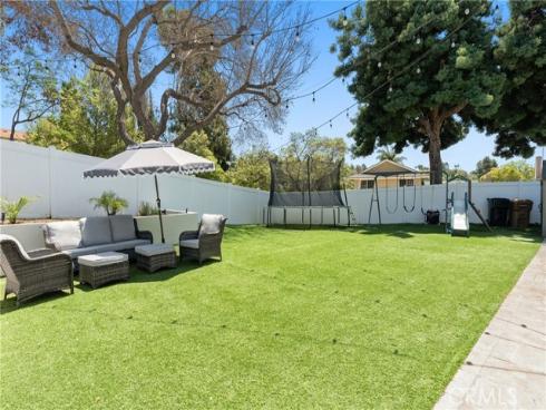 1925  Brentwood   Drive, Fullerton, CA