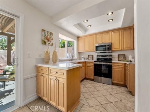 3733 N Harbor 14 Boulevard, Fullerton, CA