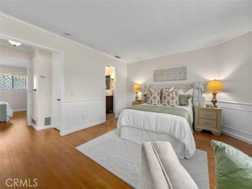 3733 N Harbor 14 Boulevard, Fullerton, CA